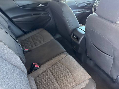 Used 2023 Chevrolet Equinox LT FWD image 22