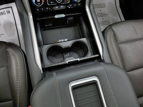 Used 2021 GMC Yukon XL Denali w/ Denali Premium Package AWD/4WD image 33
