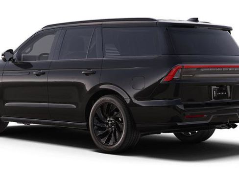 New 2025 Lincoln Navigator Reserve w/ Jet Appearance Package image 2