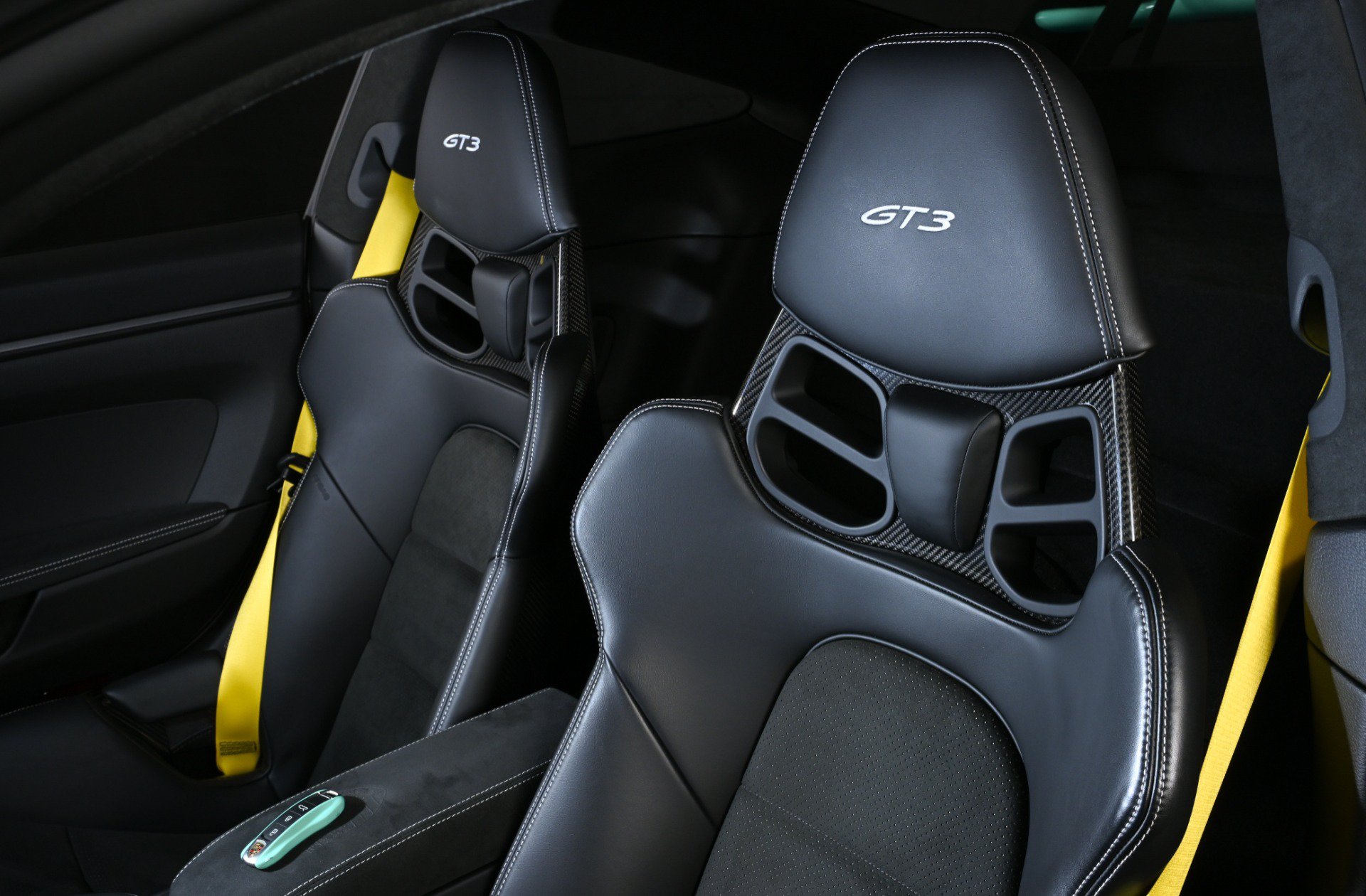 Used 2024 Porsche 911 GT3 RWD image 25