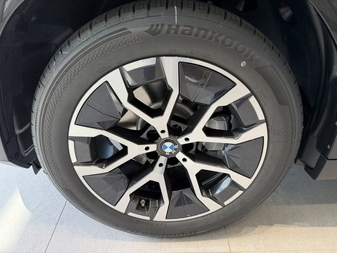 New 2026 BMW X3 xDrive30i w/ Premium Package AWD/4WD image 8