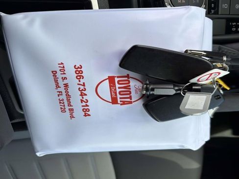 Certified 2025 Toyota Tacoma TRD Sport image 31