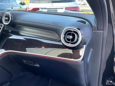 Certified 2025 Mercedes-Benz GLC 350e 4MATIC image 13