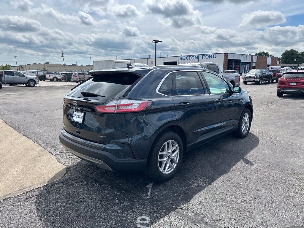 Certified 2024 Ford Edge SEL w/ Convenience Package AWD/4WD image 5