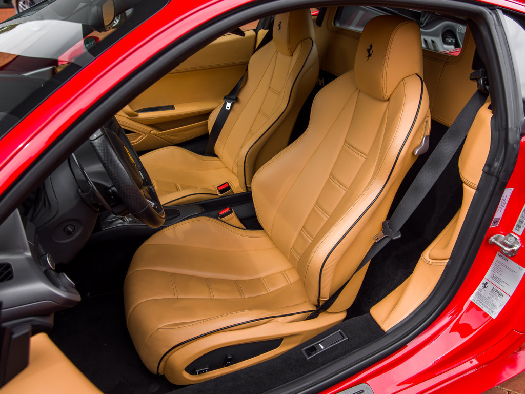 Certified 2013 Ferrari 458 Italia Coupe RWD image 15