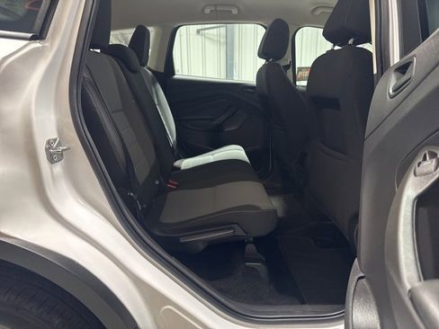 Used 2017 Ford Escape S image 22