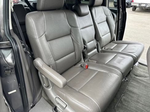 Used 2016 Honda Odyssey Touring Elite image 26