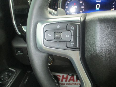 Used 2024 Chevrolet Silverado 1500 LT Trail Boss w/ LT Trail Boss Premium Package AWD/4WD image 10