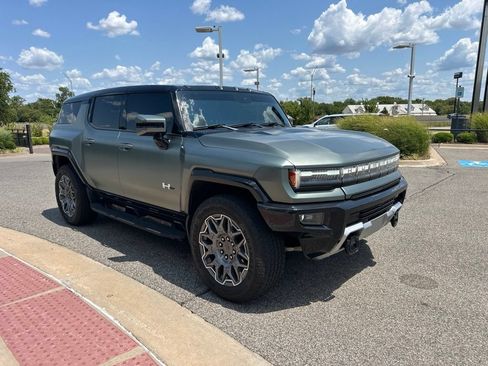 Used 2024 GMC Hummer EV 3X AWD/4WD image 4