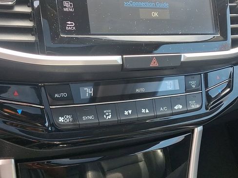 Used 2017 Honda Accord EX-L image 17