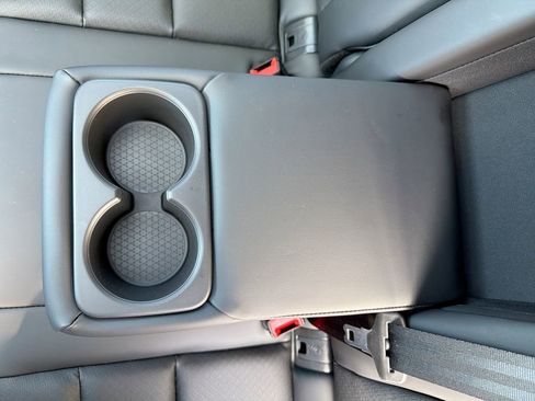 Used 2026 Nissan Rogue Dark Armor image 32