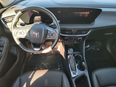 Used 2024 Buick Encore GX Sport Touring image 27