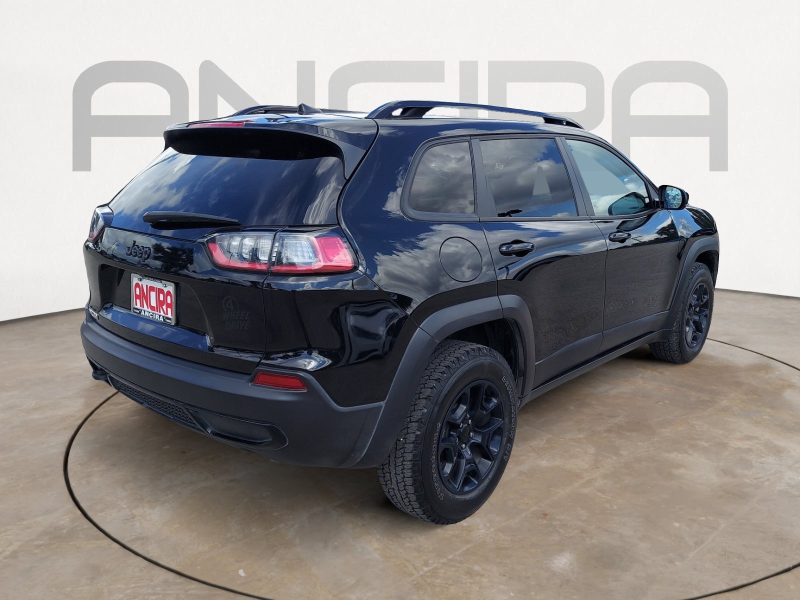 Used 2022 Jeep Cherokee Latitude AWD/4WD image 10