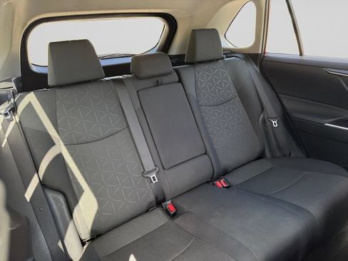 Certified 2024 Toyota RAV4 XLE FWD image 18