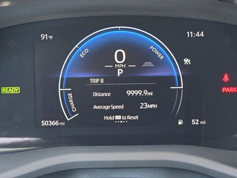 Used 2025 Toyota Camry LE FWD image 25