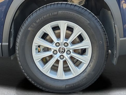 Used 2024 Toyota Grand Highlander AWD image 49