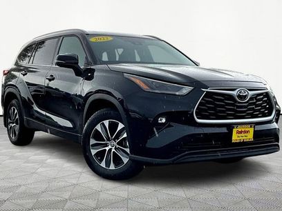 Used 2022 Toyota Highlander XLE