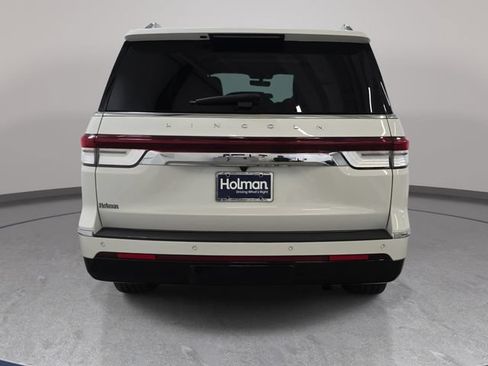 Certified 2024 Lincoln Navigator L Reserve AWD/4WD image 6