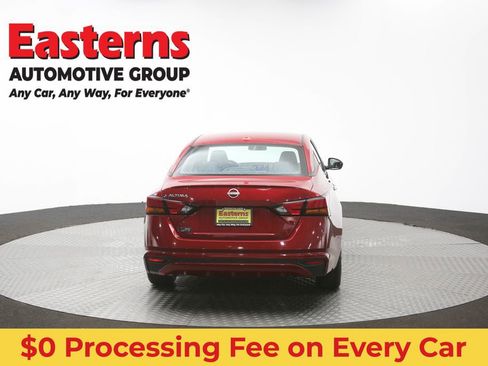 Used 2025 Nissan Altima 2.5 SV FWD image 36