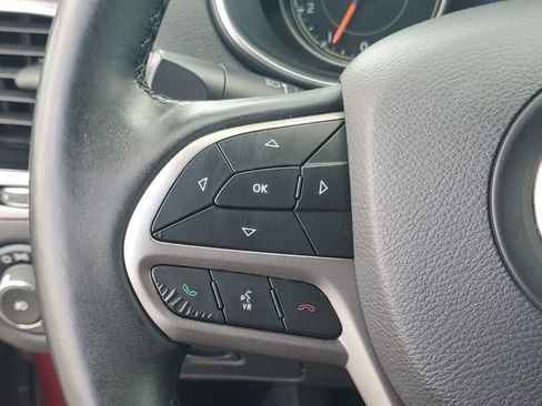 Used 2019 Jeep Cherokee Limited FWD image 14