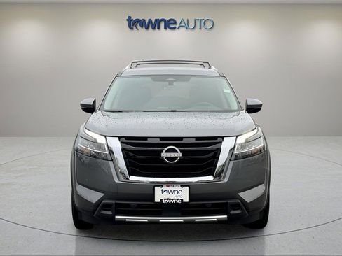Used 2024 Nissan Pathfinder SL image 8