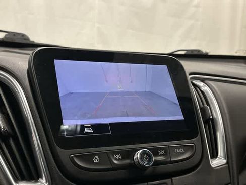 Used 2024 Chevrolet Malibu LT image 23