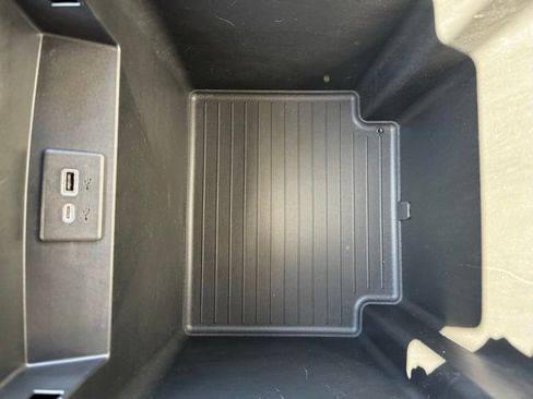 Certified 2022 Chevrolet Suburban LT image 23