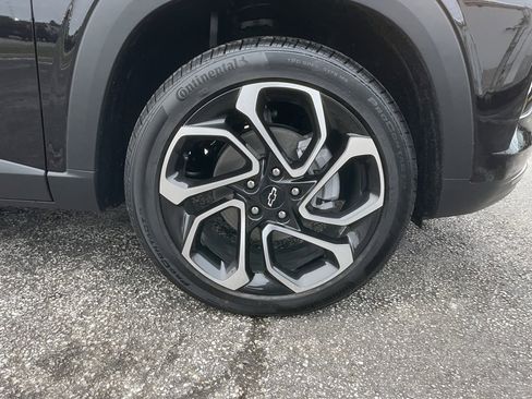 New 2026 Chevrolet Trax RS w/ Sunroof Package image 30