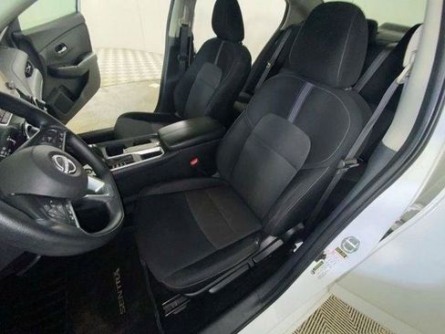 Used 2024 Nissan Sentra SV FWD image 14