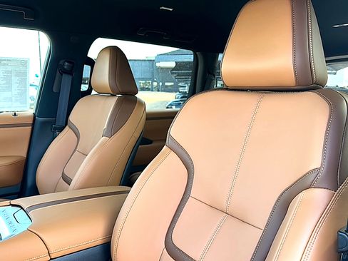 New 2026 Nissan Armada SL AWD/4WD image 9