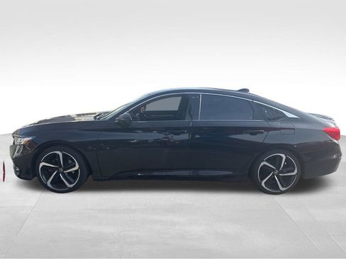 Used 2020 Honda Accord Sport image 2