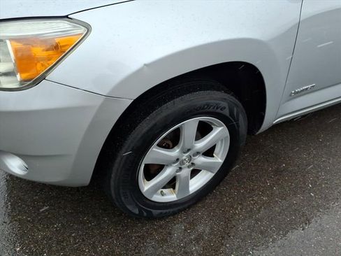 Used 2007 Toyota RAV4 Limited image 4