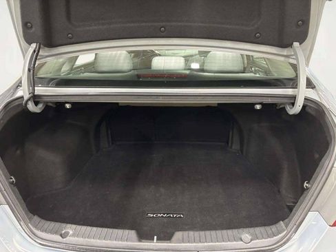 Used 2012 Hyundai Sonata GLS FWD image 6