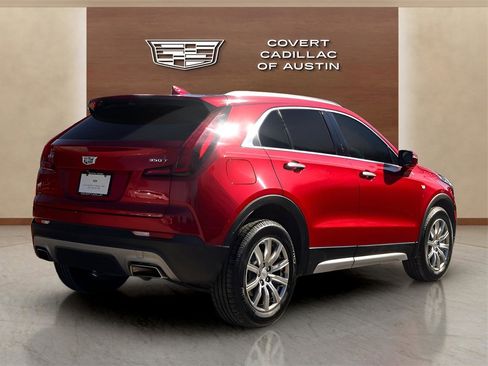 Certified 2022 Cadillac XT4 Premium Luxury w/ Technology Package image 4