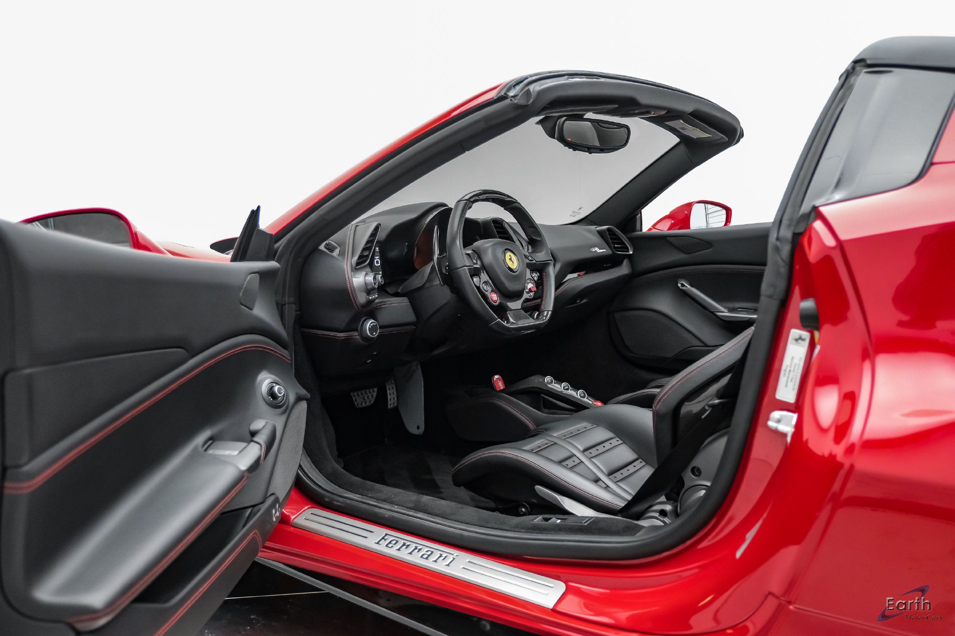 Used 2018 Ferrari 488 Spider RWD image 45