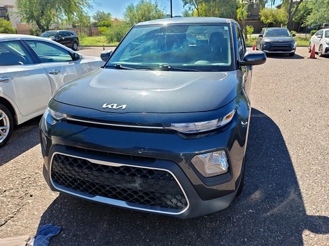 Certified 2022 Kia Soul LX FWD image 4