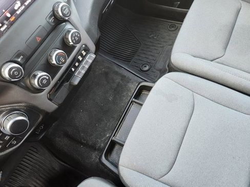 Used 2021 RAM 1500 Big Horn image 18