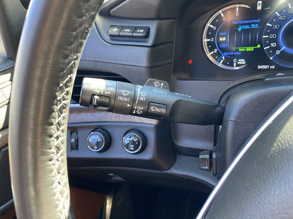 Used 2019 Cadillac Escalade Premium Luxury AWD/4WD image 21