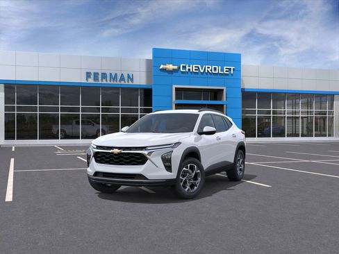 New 2026 Chevrolet Trax LT w/ Driver Confidence Package image 9