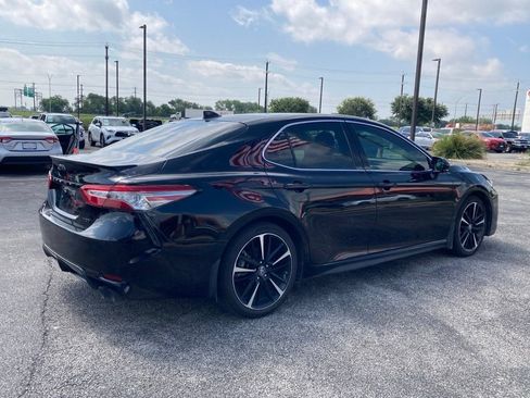 Used 2019 Toyota Camry XSE w/ Driver Assist Package FWD image 5