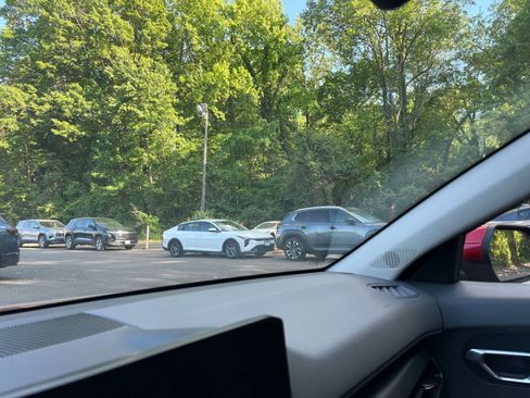 Used 2025 Kia K4 LXS image 34