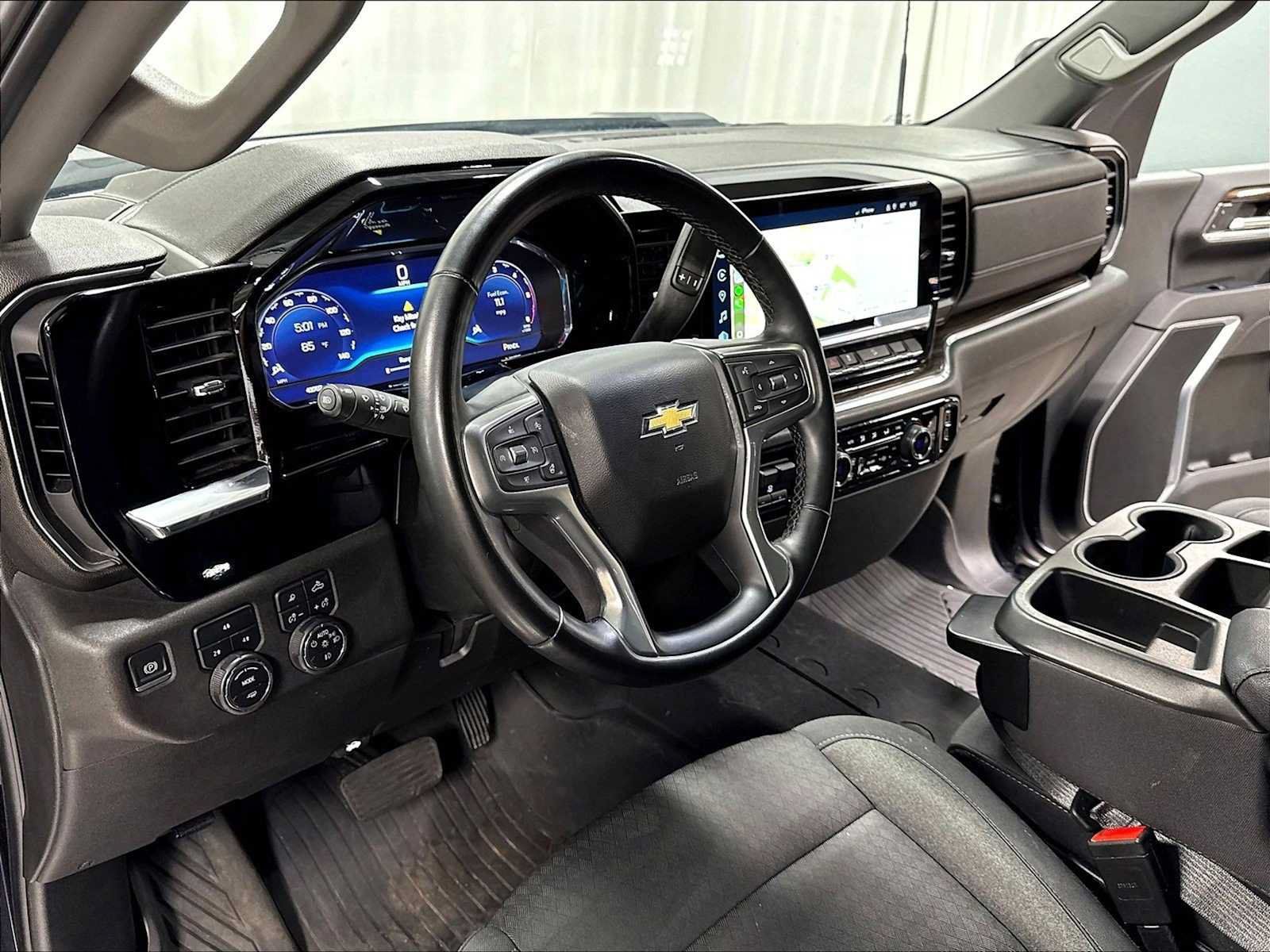 Used 2024 Chevrolet Silverado 2500 LT AWD/4WD image 6