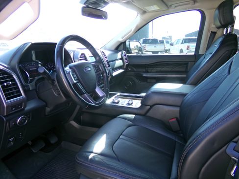 Used 2020 Ford Expedition Platinum image 9