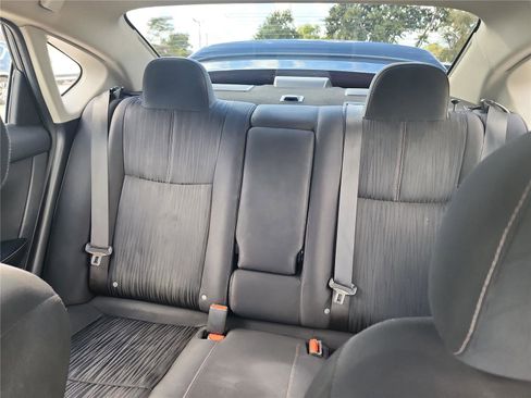 Used 2016 Nissan Sentra SV image 15
