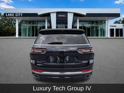 Used 2024 Jeep Grand Cherokee L Overland w/ Advanced Protech Group III AWD/4WD image 5