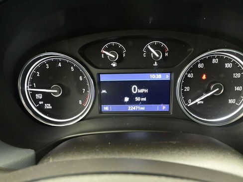 Used 2023 Buick Enclave Essence w/ Sport Touring Edition AWD/4WD image 17