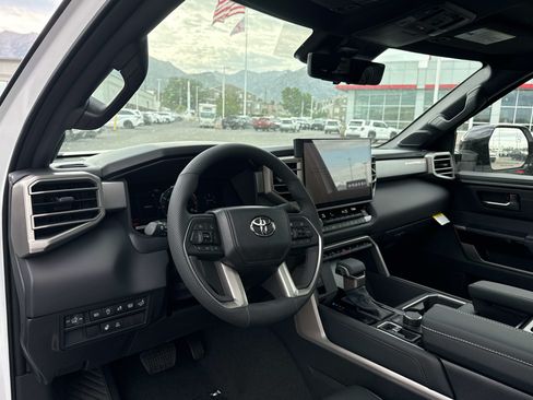 New 2026 Toyota Tundra Limited AWD/4WD image 7