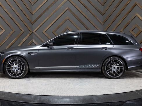 Used 2023 Mercedes-Benz E 63 AMG S image 3