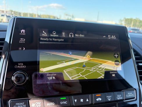 Certified 2024 Honda Odyssey Touring image 20