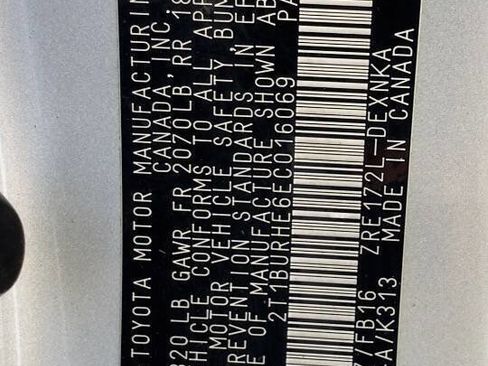Used 2014 Toyota Corolla LE FWD image 16